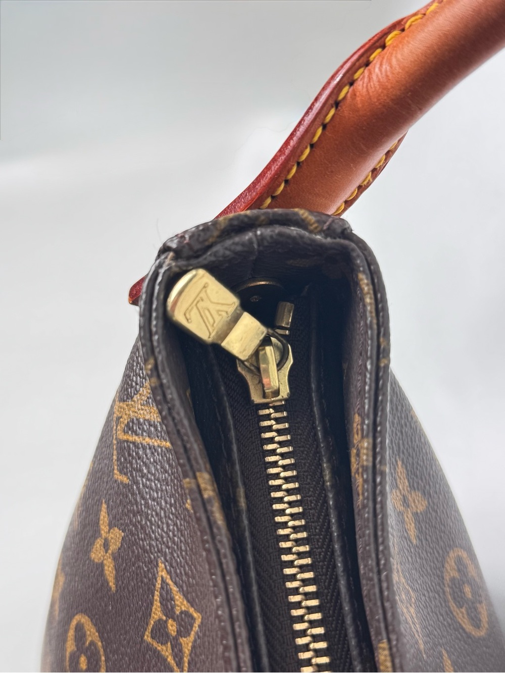 Louis Vuitton Monogram Looping GM Vintage 2001 - Picture 6 of 15